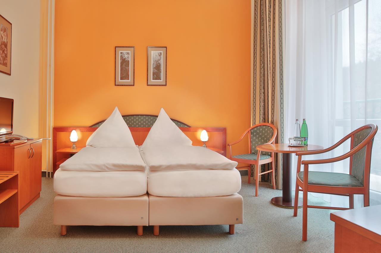 Villa Regent Spa & Wellness Mariánské Lázně Екстериор снимка