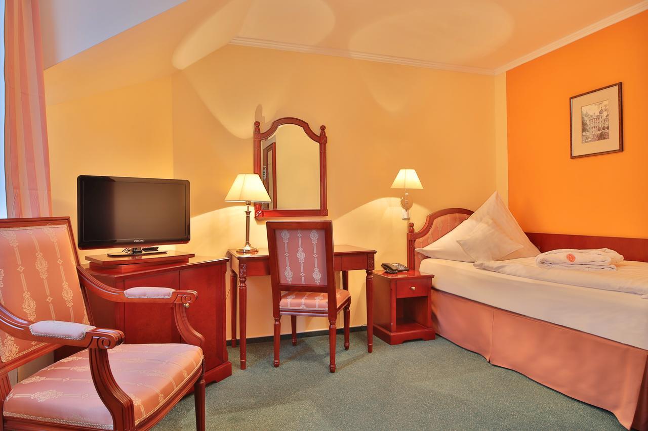 Villa Regent Spa & Wellness Mariánské Lázně Екстериор снимка